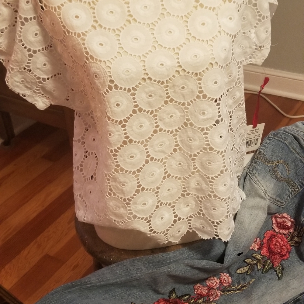 Ruby Rd NWT white sheer top